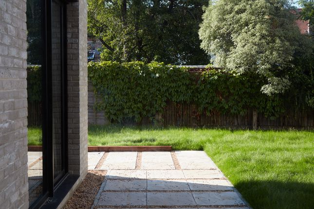 Greenhill Way, Harrow photo 2