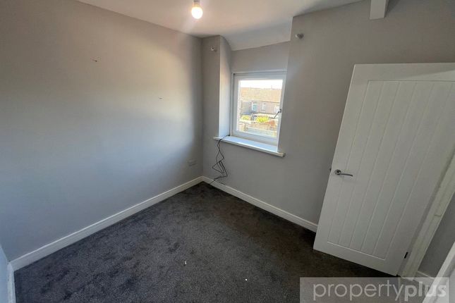 30, Edmondstown Road, Rhondda Cynon Taff photo 5