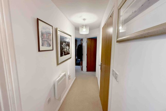 10 Village Drive, Gorseinon, Swansea photo 2