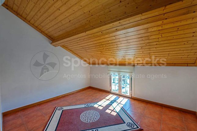 Detached house for sale in Espariz, Coimbra, Portugal