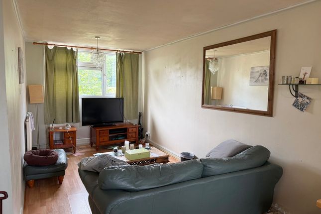 13 Allan Close, Tunbridge Wells photo 3
