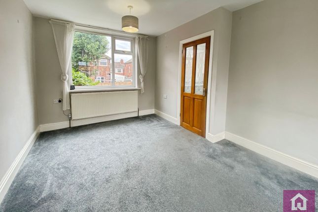 18, Repton Avenue, Manchester photo 5