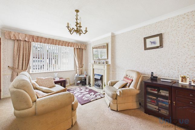 3, St. Ives Avenue, Freckleton photo 3