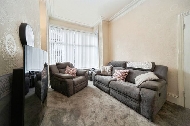 28, Norwood Avenue, Shipley photo 3