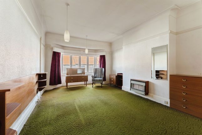 24, Elm Road North, Birkenhead photo 4