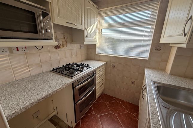 43, Swansea photo 4
