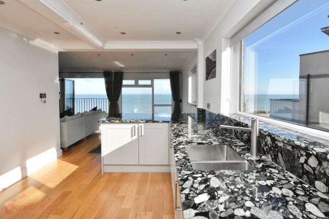 2 Bedford Court,, Eastern Esplanade, Broadstairs photo 3
