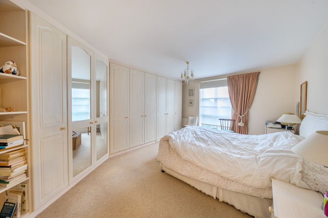 4, Gatcombe Court, Dexter Close, St. Albans photo 4