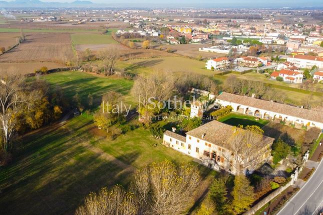 Villa for sale in Via Roma, Brugine, Veneto