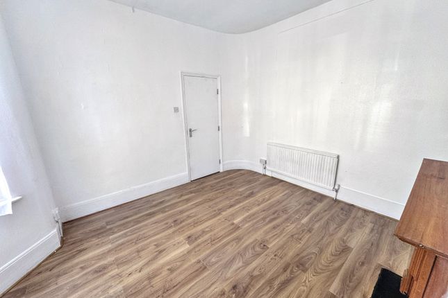 Westdown, Westdown Road, Stratford photo 3