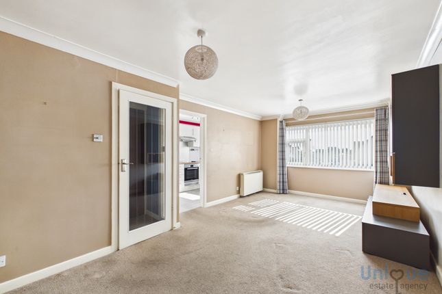 12a, Fairhurst Court, Thornton-Cleveleys photo 4