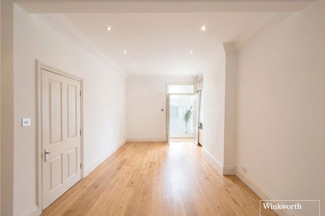 27, Johns Avenue, London photo 3
