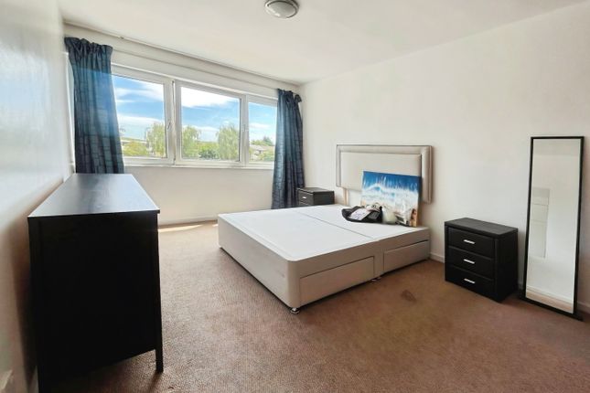 Flat 9, Westbourne House, Wheatlands, Hounslow photo 4