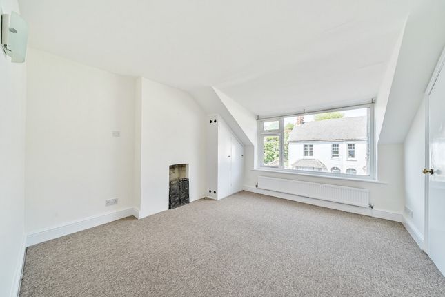 Flat Flat 6, 63, Lower Street, Pulborough photo 4