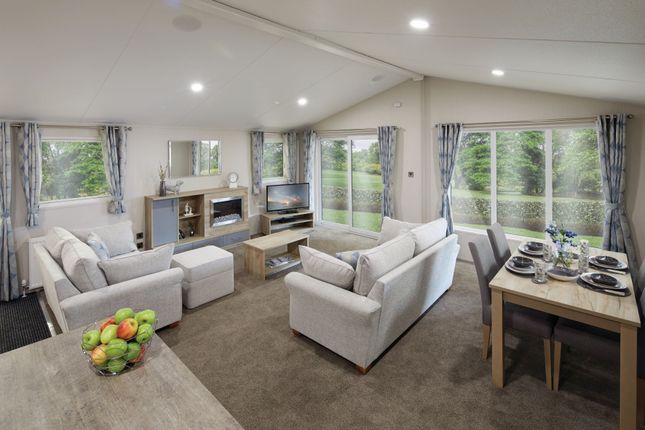 Thumbnail Lodge for sale in Broad Road, Hambrook, Chichester