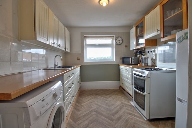 4, Heol Y Pia, Caerphilly photo 4
