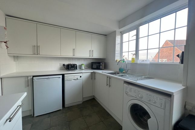 Semi-detached house to rent in Shepherds Road, Winchester