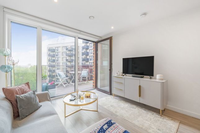 Thumbnail Flat for sale in Octavia Apartments, London