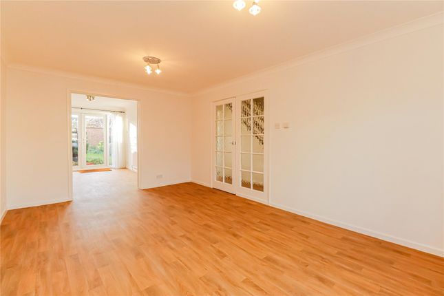 17, Langdale Close, Maidenhead photo 4