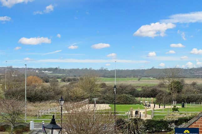 Town house for sale in Hobart Quay, Eastbourne