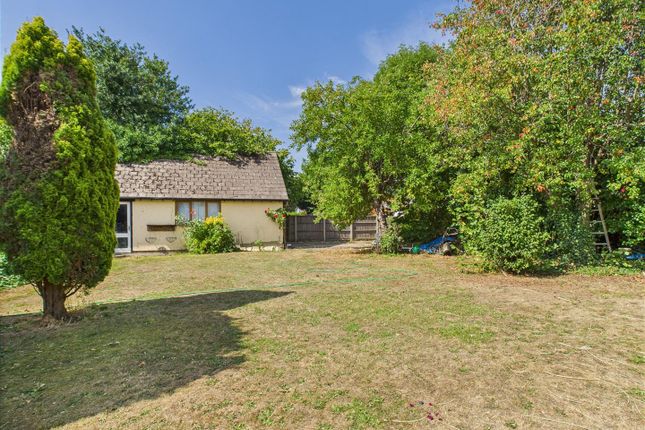 38, Cherry Orchard Road, West Molesey photo 4