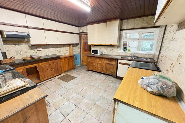 11, High Street, Ammanford photo 2