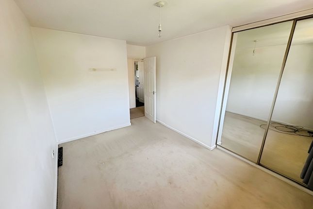 15, BRIDGEND photo 5