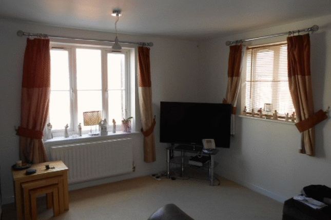 10, Minnow Close, Calne photo 5
