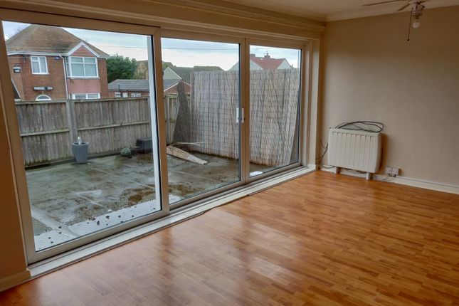 Flat 6, Sheerness photo 2