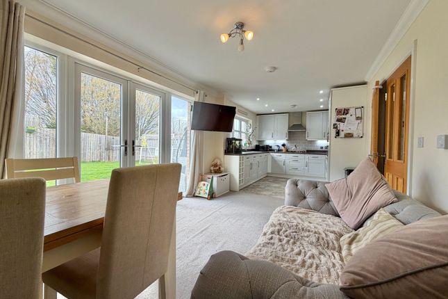 4 Chepstow Close, Carlisle photo 4