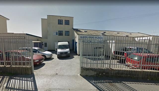 Office to let in Queen Anne Works, Queen Anne Battery, Plymouth, Devon