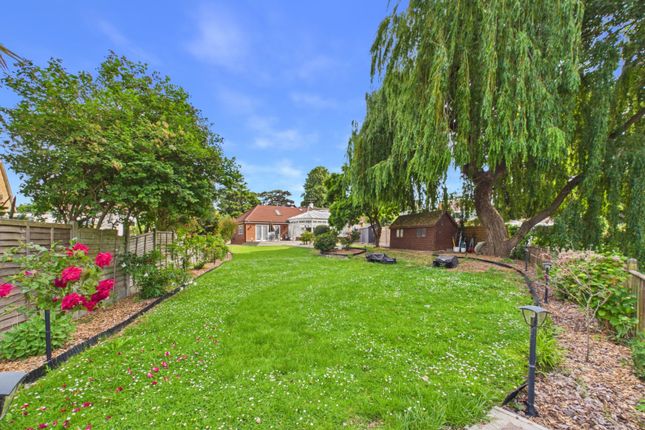27, Station Road, Berkshire photo 3
