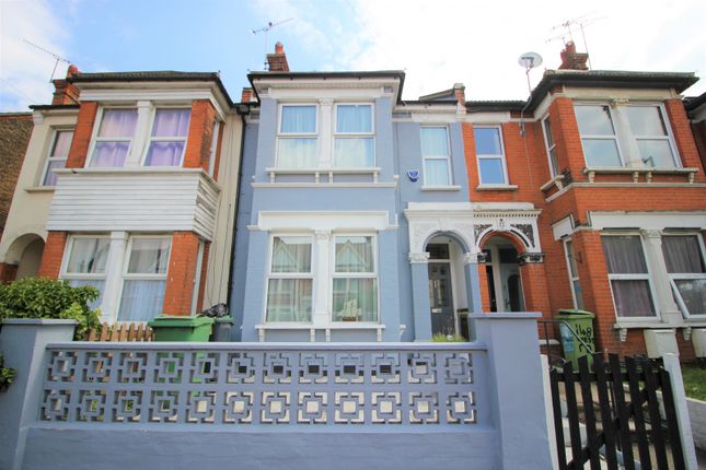 Three Double Bedroom Terrace House