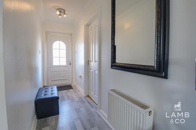 18, Longfields St. Osyth, Clacton-On-Sea photo 2