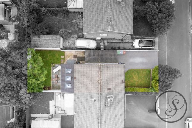 35, Linton Crescent, Leeds photo 2