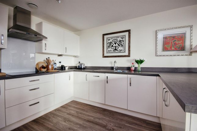 Flat for sale in Horizons, Churchfield Road, Poole, Dorset