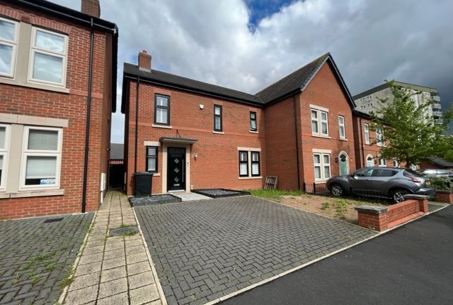 Thumbnail Property to rent in Simmons Crescent, Birmingham