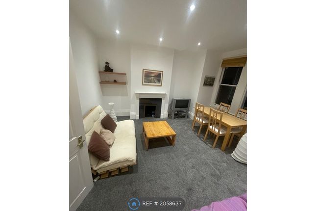 Thumbnail Flat to rent in Himley Road, London