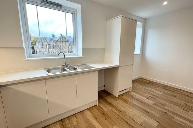 Flat 2, Sheffield photo 4