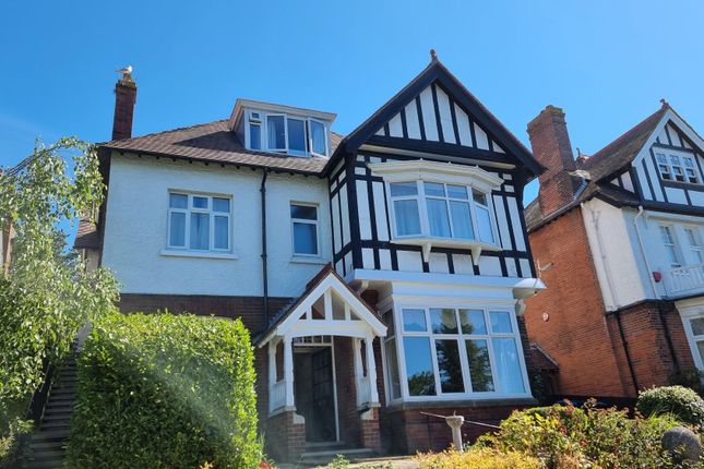 63 Castle Avenue, Dover photo 3