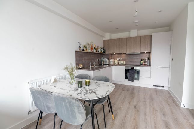 Apartment 10, 6, Trent Bridge View, Nottingham photo 3