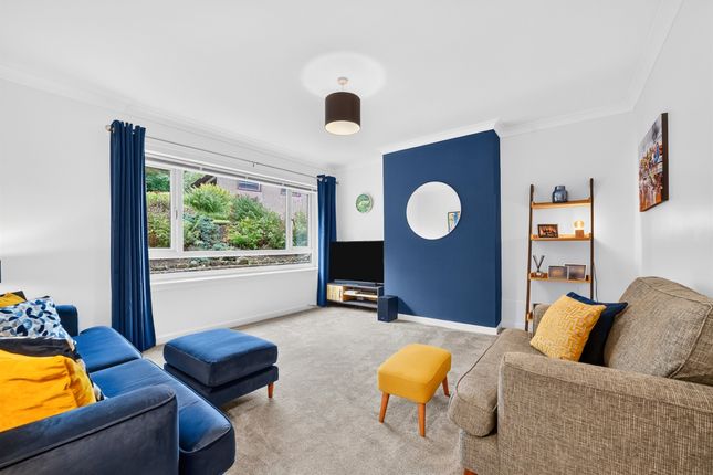 2, Peveril Court, Glasgow photo 2