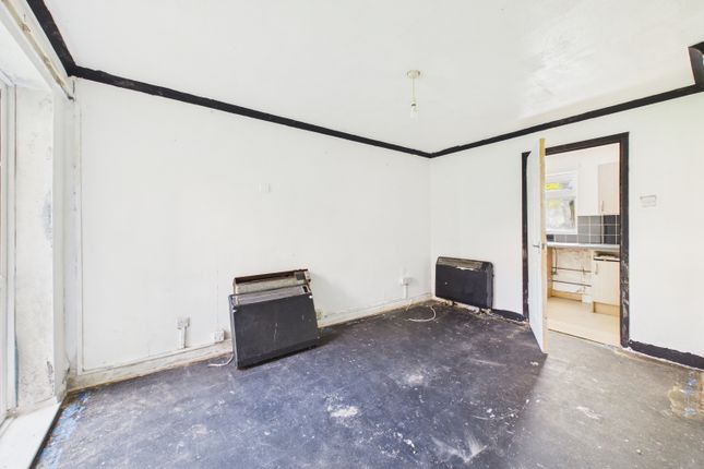 Flat 2, 2 Cypress Avenue, Sheffield photo 3
