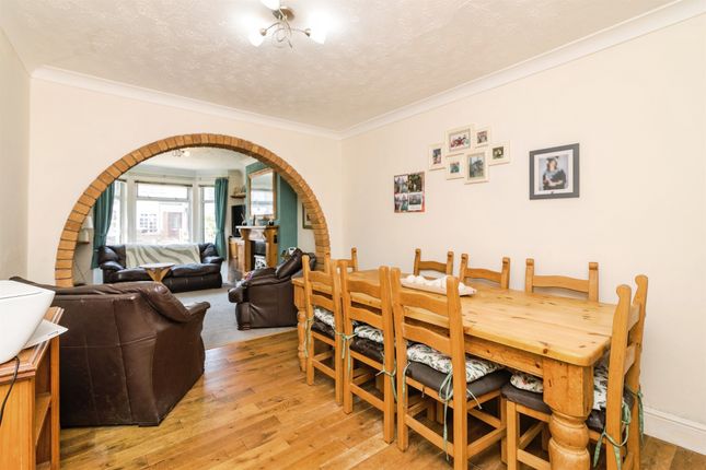 56, London Road, Lowestoft photo 4