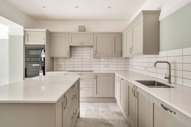 29, Winslade Road, Devon photo 2