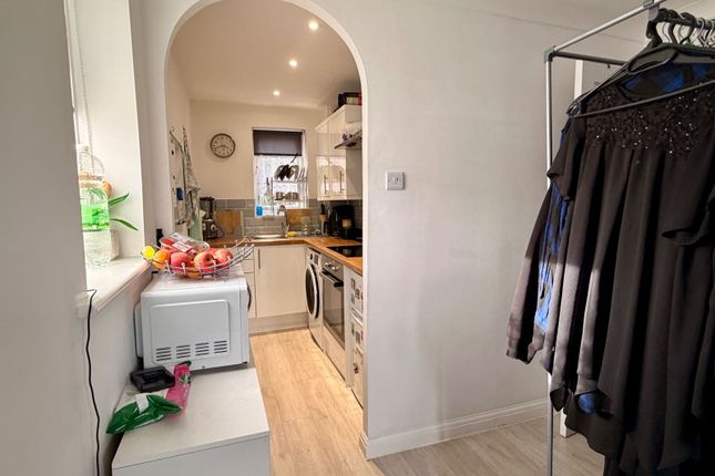22, Woodpecker Way, Northampton photo 4