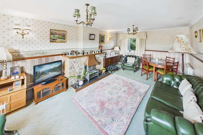 5, Chenhalls Close, Hayle photo 3