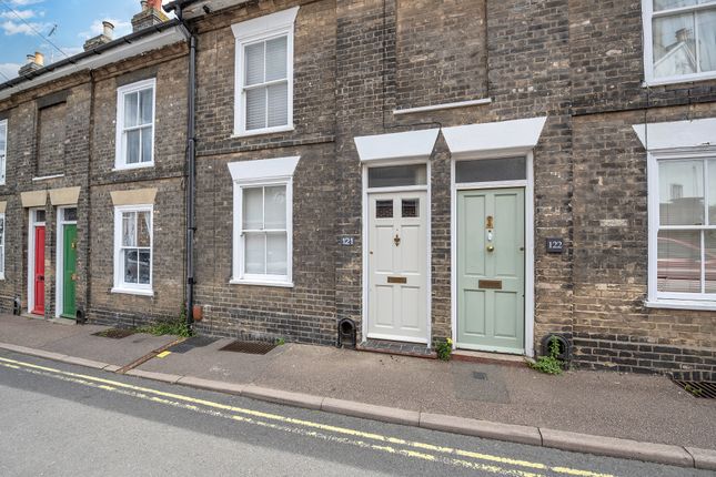 Terraced house for sale in Cannon Street, Bury St. Edmunds