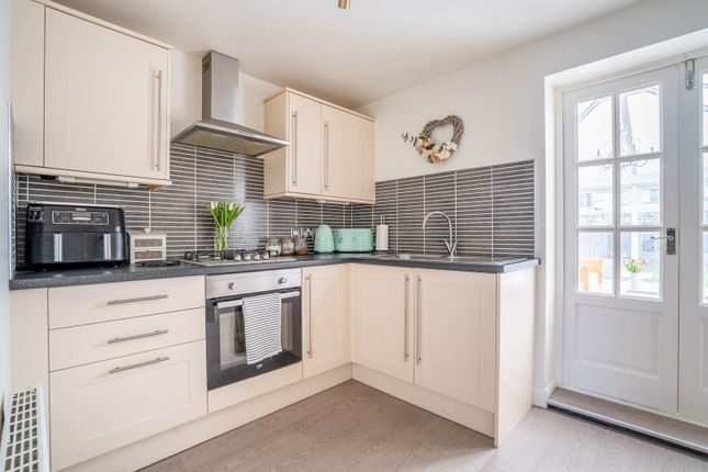 11, Highgrove Close, York photo 4