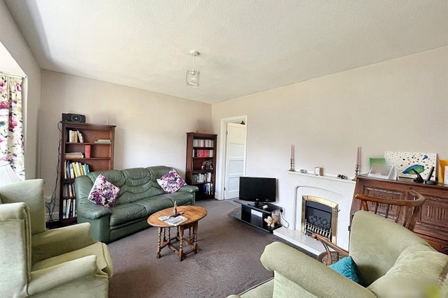 33, Ringwood Avenue, Newport photo 3